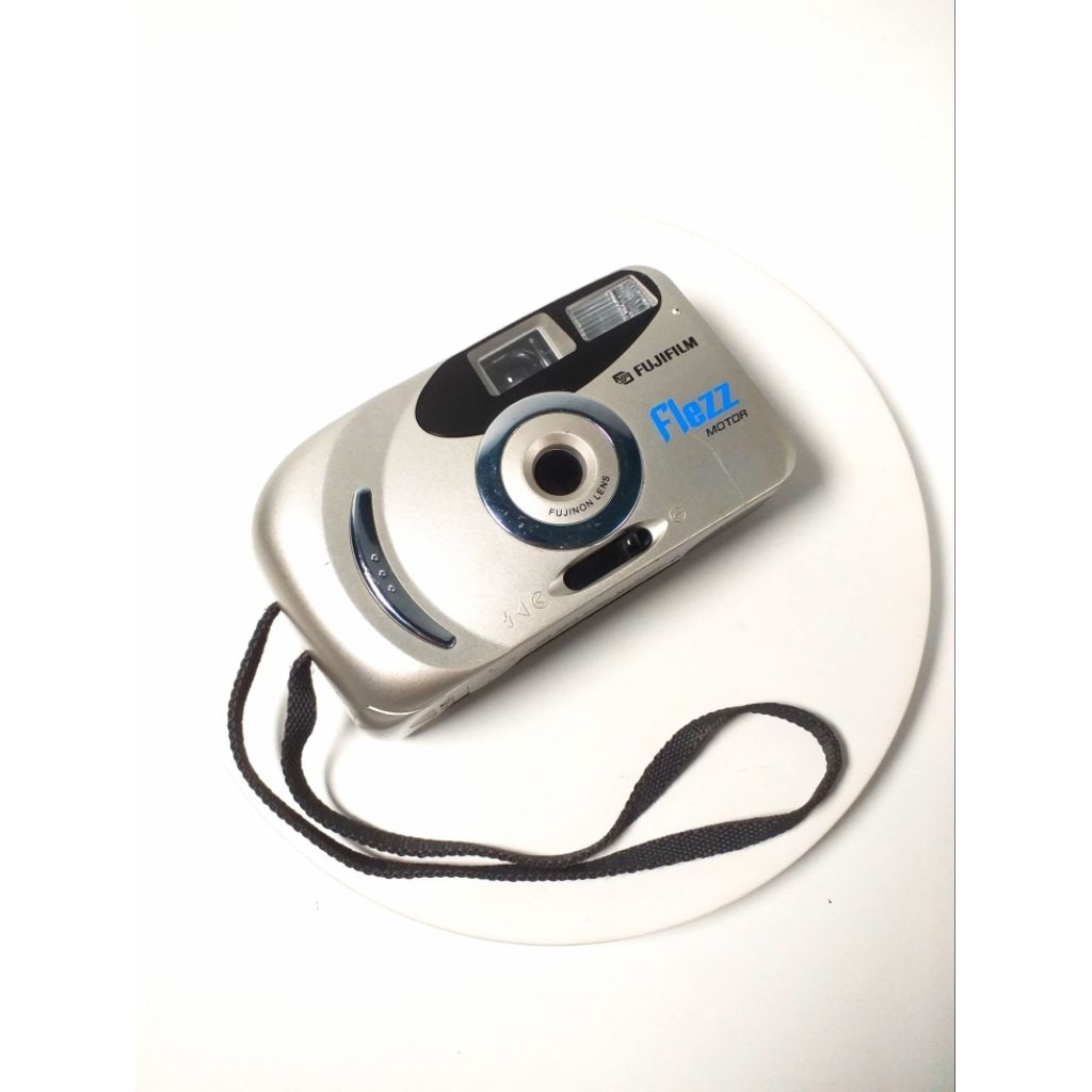 Kamera Analog Fujifilm Flezz