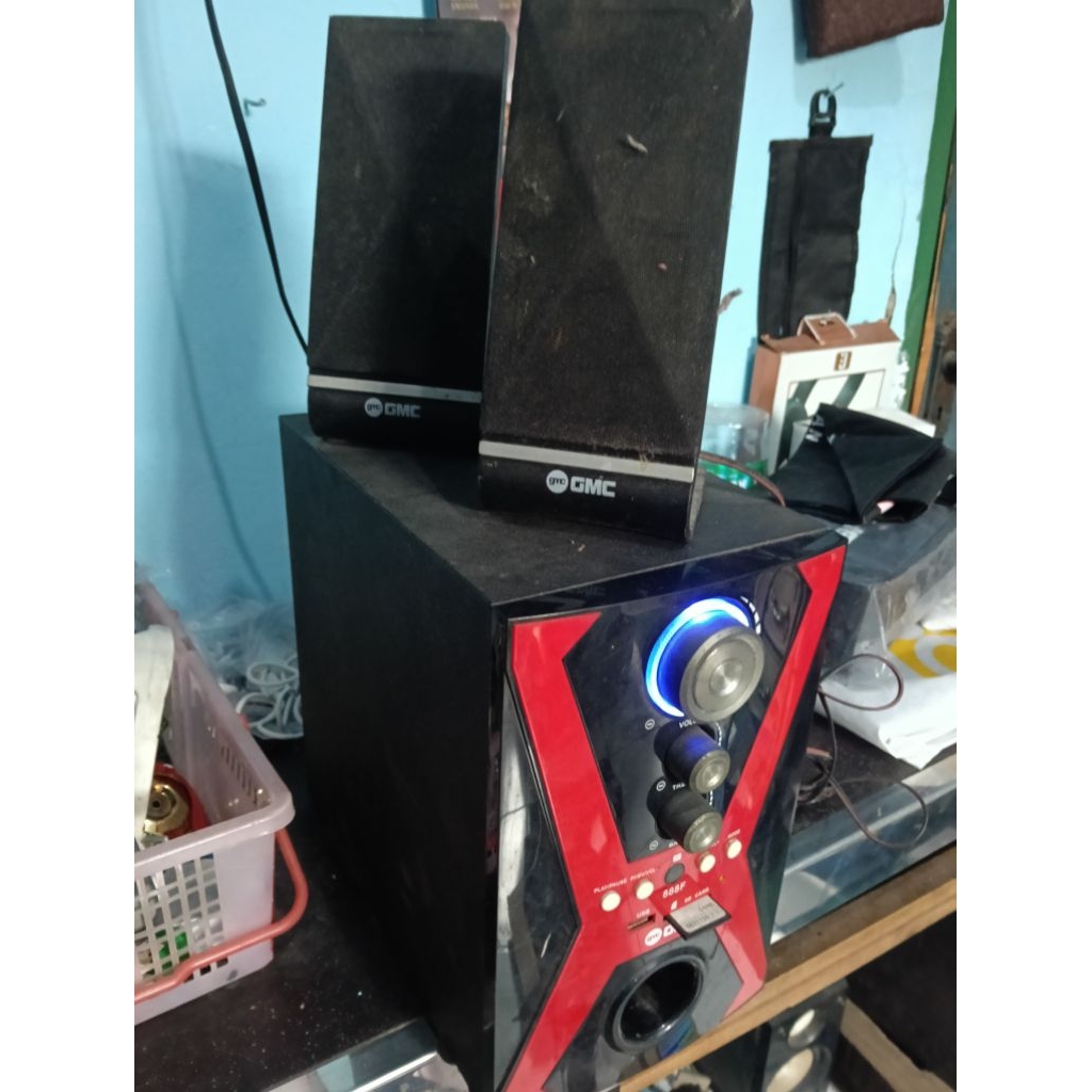 speaker GMC 888F hidup tapi suara ngga ada