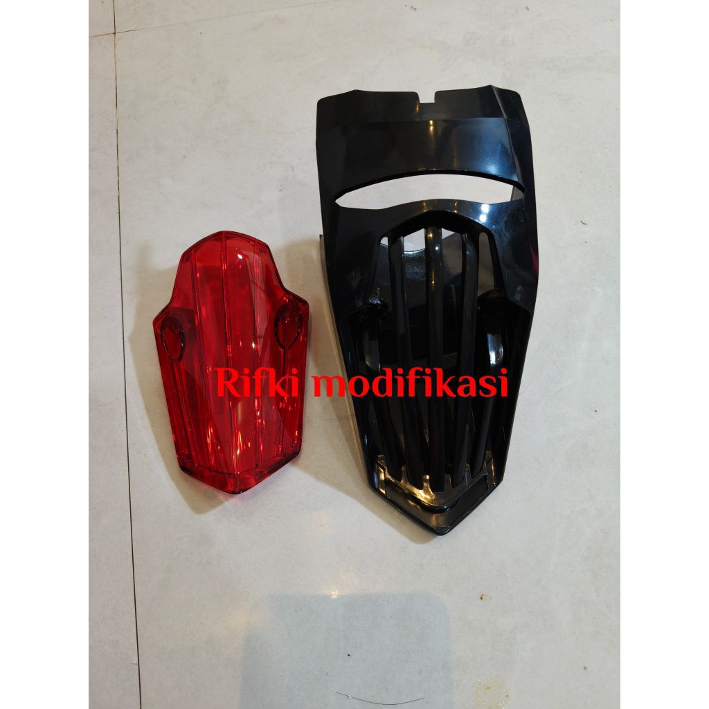 Mika dalam lampu stop mx New 135