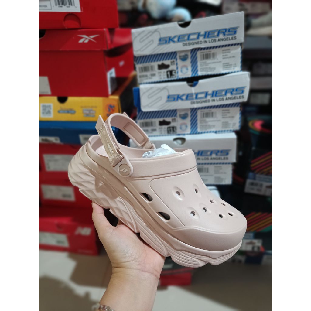 SANDAL SKECHERS MAX CUSHIONING FOAMIES