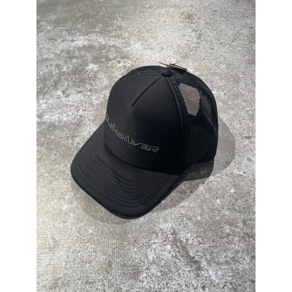 QUIKSILVER OMNI TRUCKER CAP