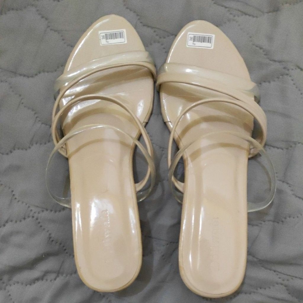 Sandal wanita deliwafa