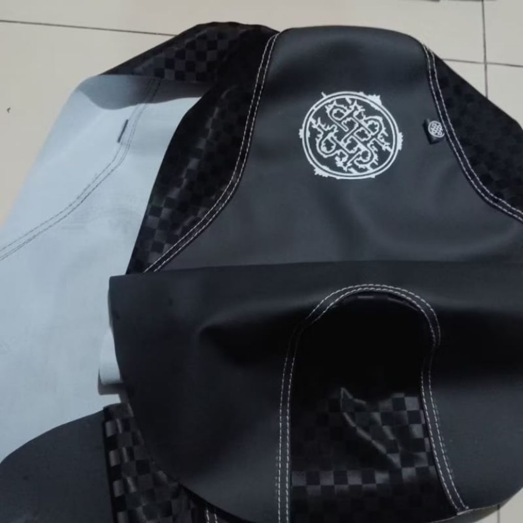 Sarung Jok Motor Mx King Arvi - Cover Jok Motor Jupiter Arvi Mix Catur