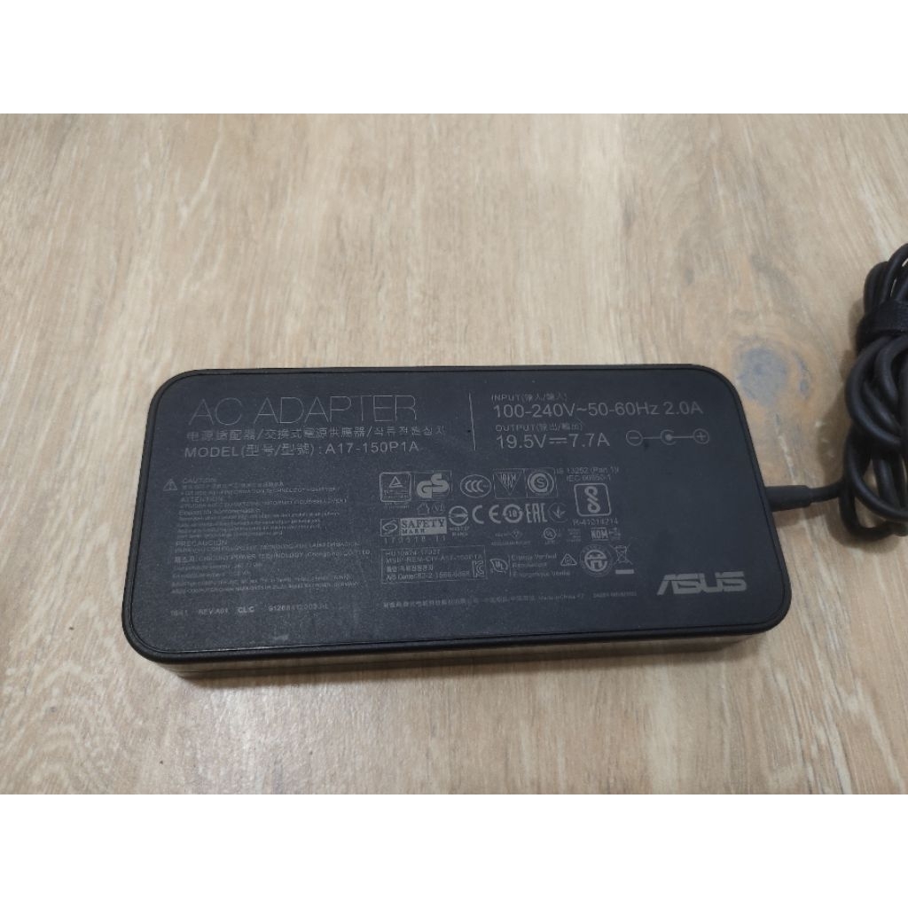 cas laptop asus rog ori copotan 19.5V 7.7A