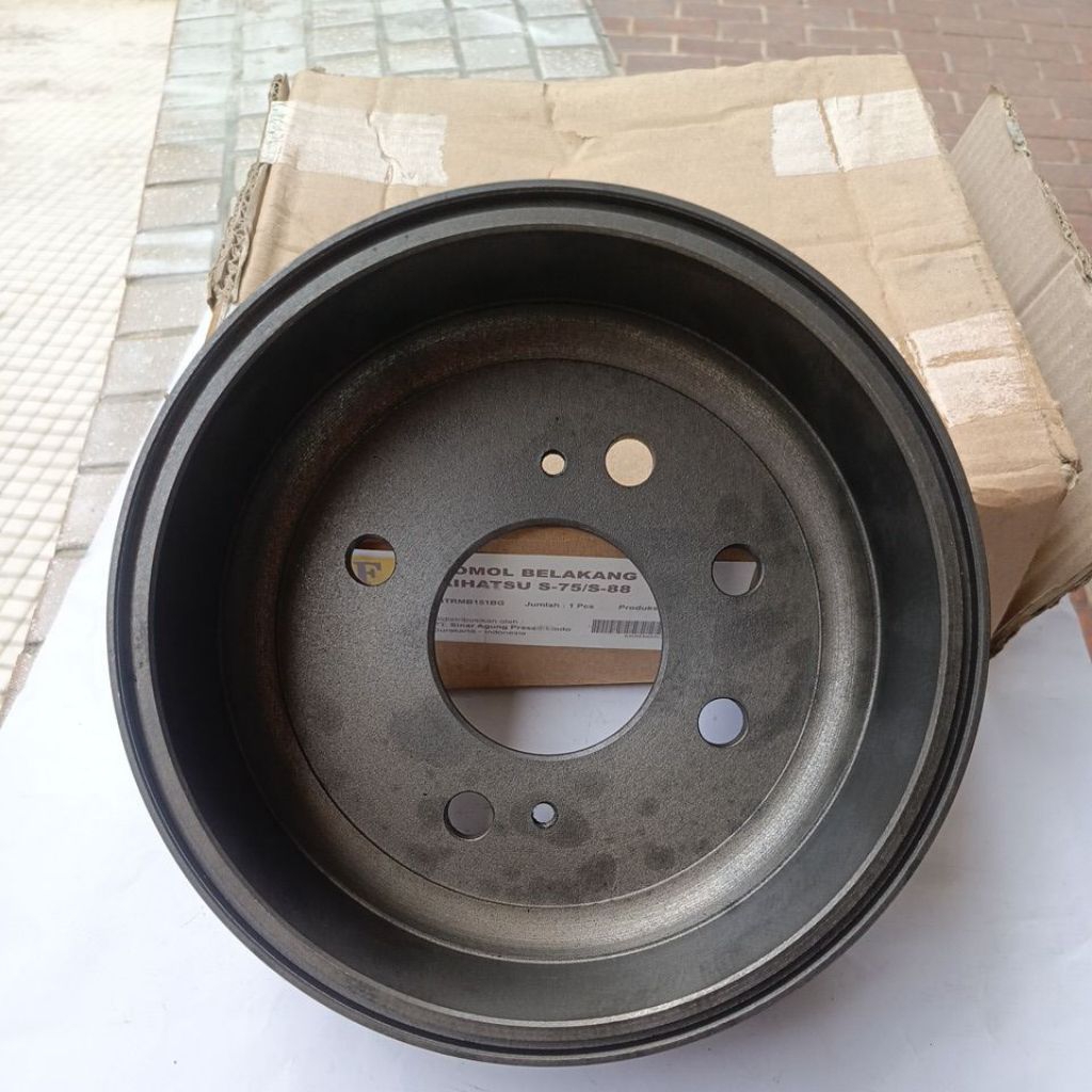 Tromol rem belakang Daihatsu /Hijet 1000/Zebra /Espass s91 S75/S88,/S89