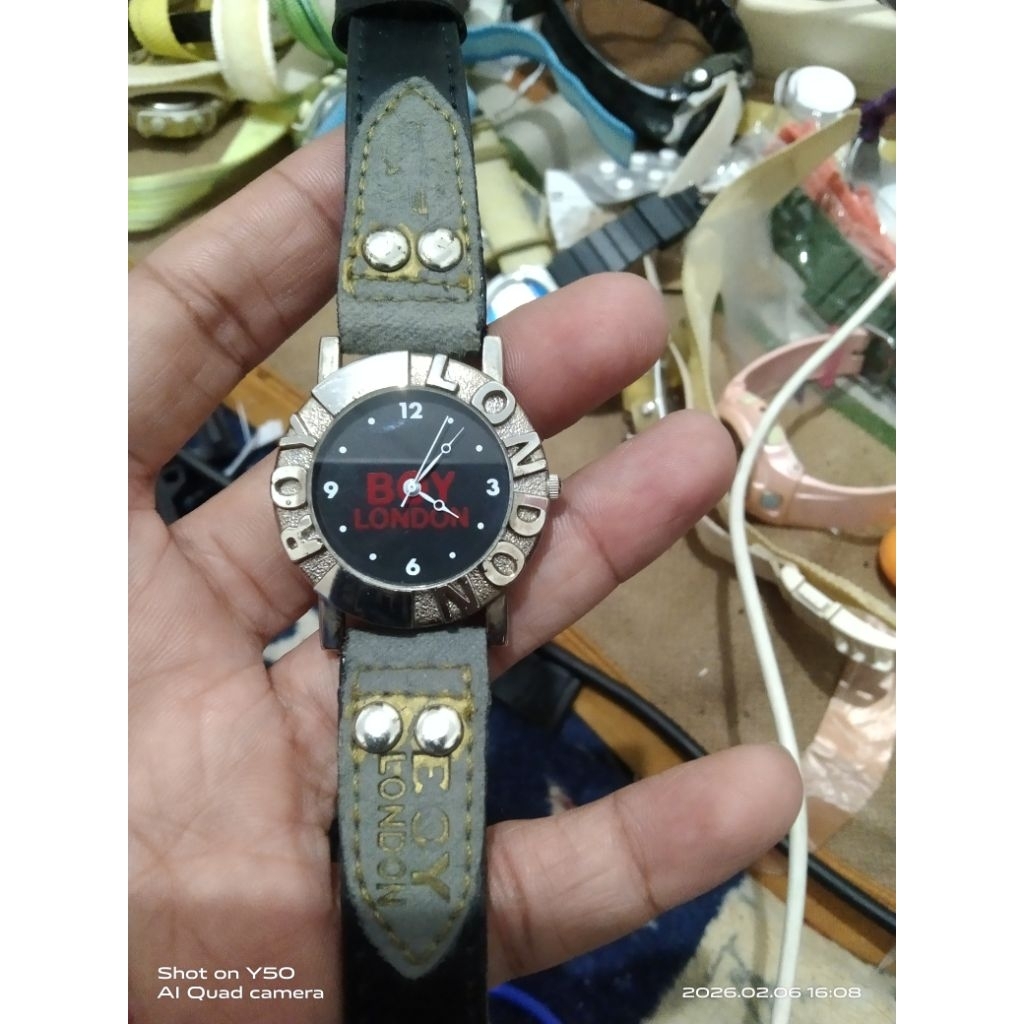 jam tangan Boy london