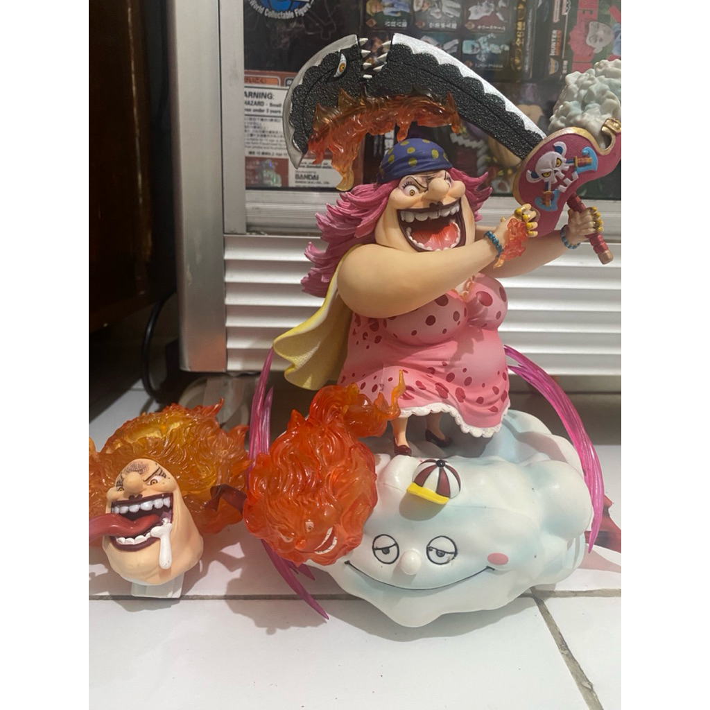 wcf mega bigmom recast dari G5 Studio