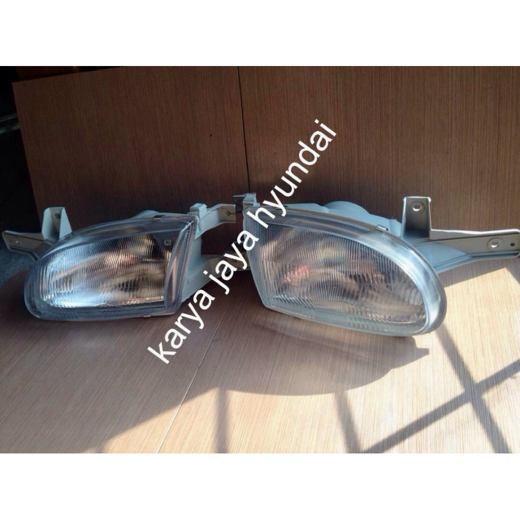 Head lamp Lampu depan Hyundai Accent