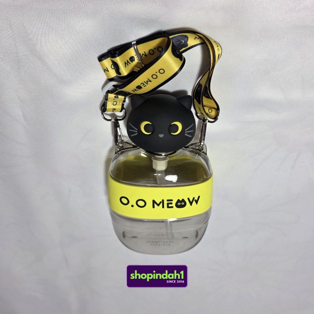 O.O MEOW MR DIY Water bottle 820ml botol minum kuning kucing hitam new