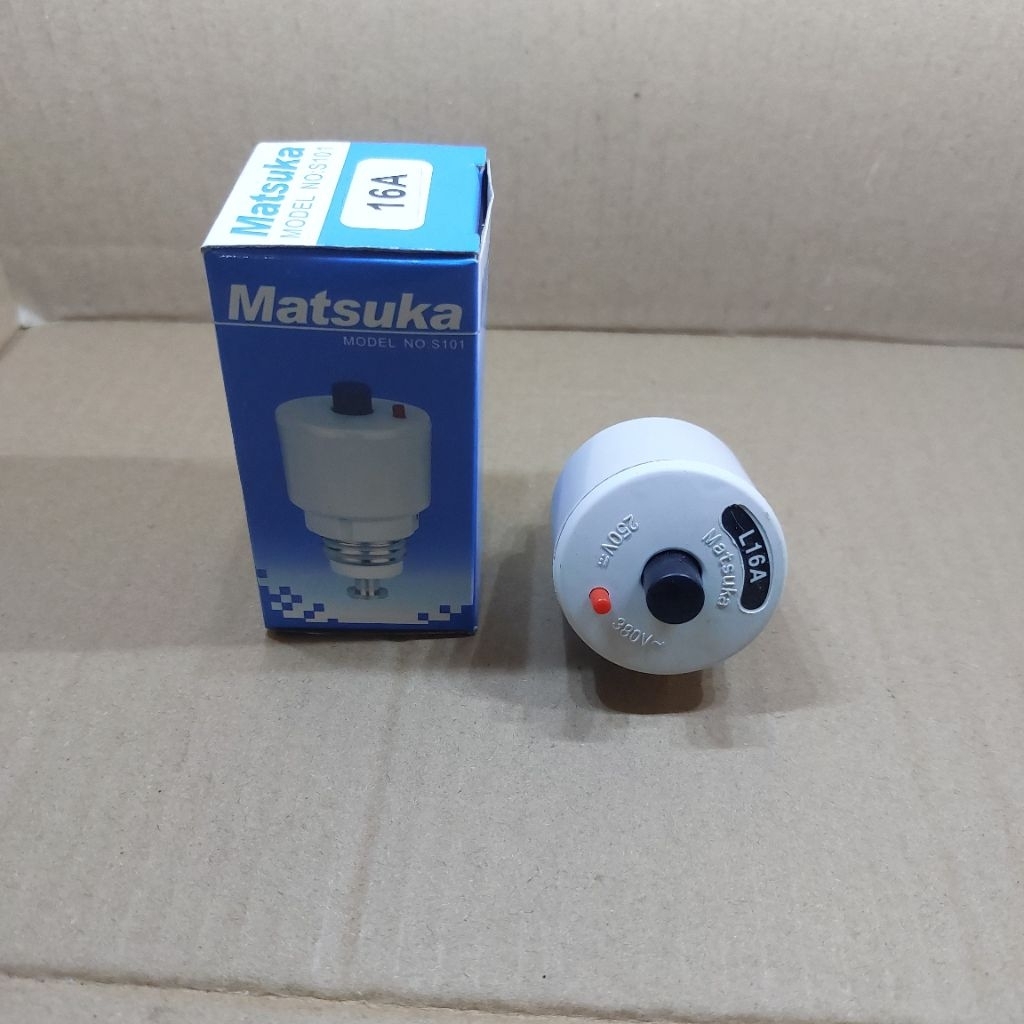 sekring sekering listrik otomatis 16A MATSUKA S101
