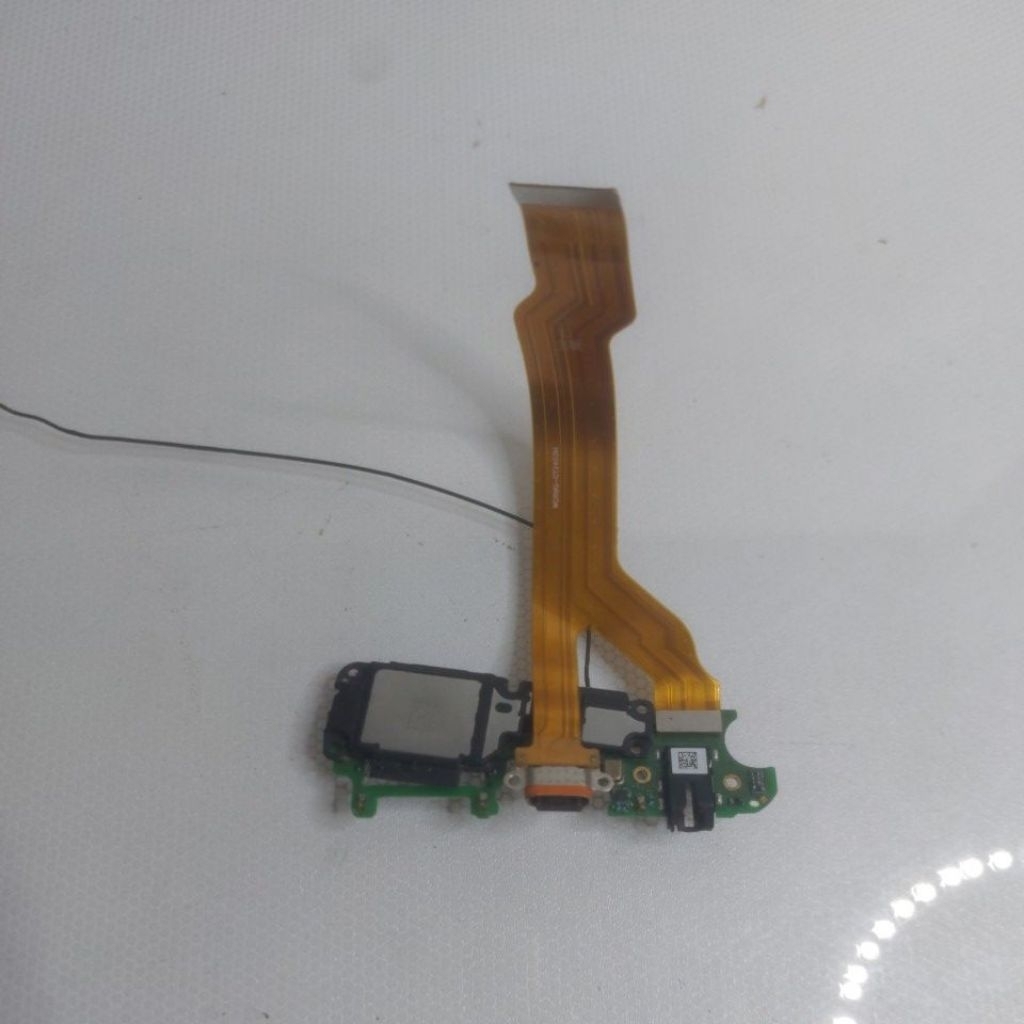 PAPAN CHARGER REALME 5 PRO ORI BEKAS COPOTAN