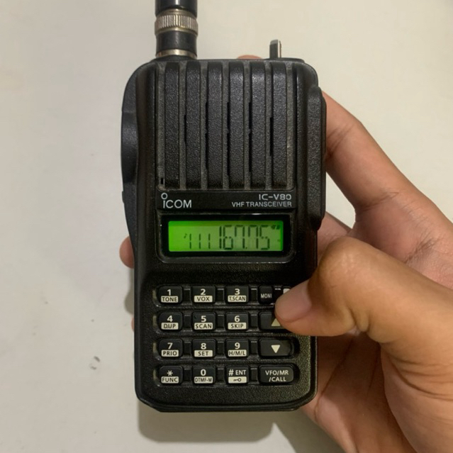 handy talky (HT) Icom IC-V80 VHF second original