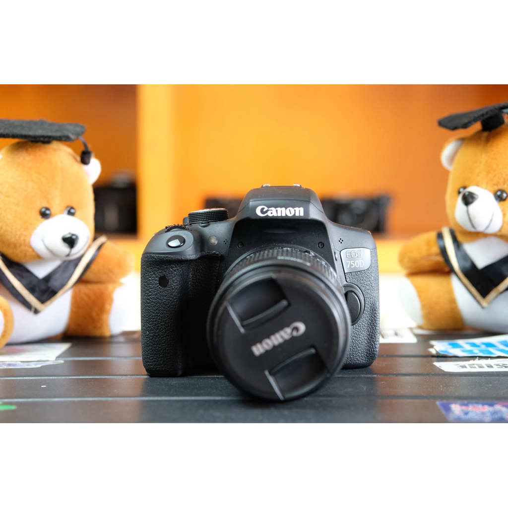 KAMERA CANON 750D