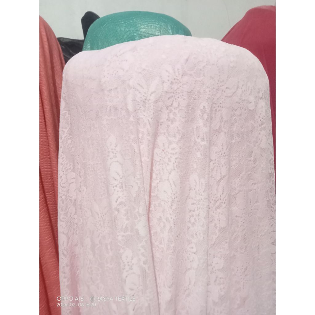 kain brukat spandek Korea bahan brukat tile premium bahan brukat tile motif bahan brukat tile metera