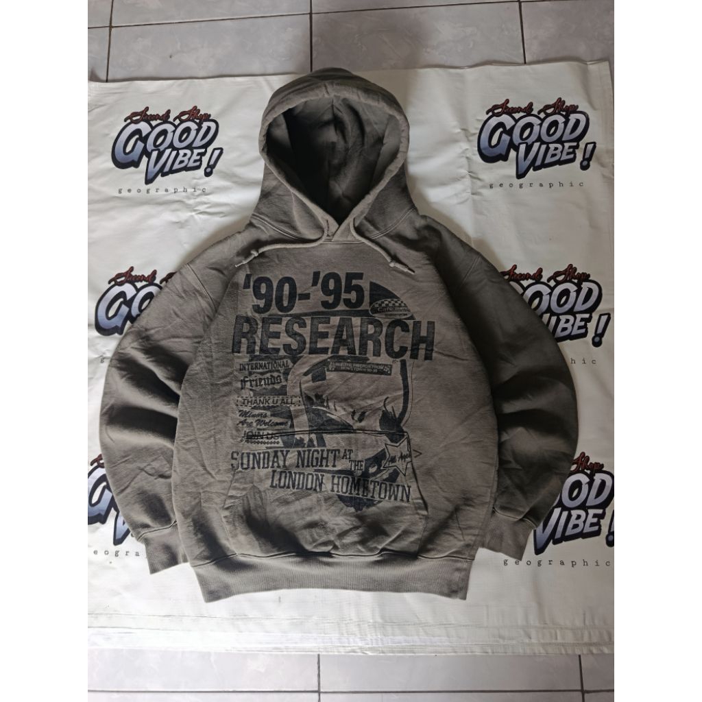 viva studio hoodie boxy tebal