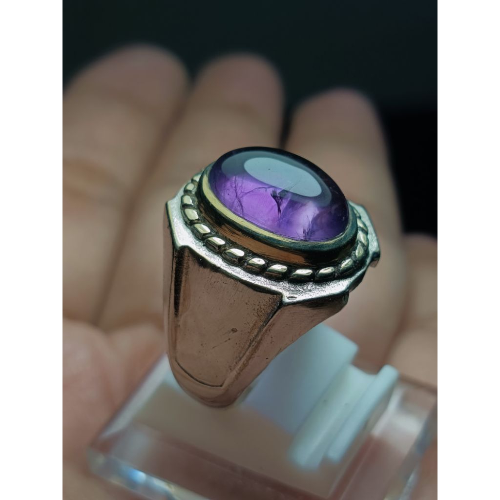 Natural Batu Kecubung Ungu