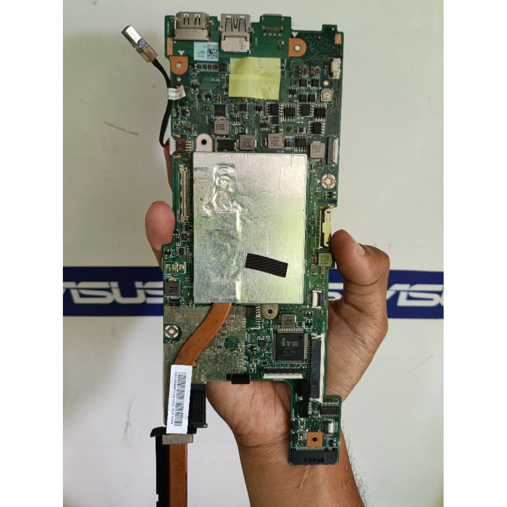 Mobo Acer Swift 3 SF5314-51 Intel i5 7th Gen Ram 8gb