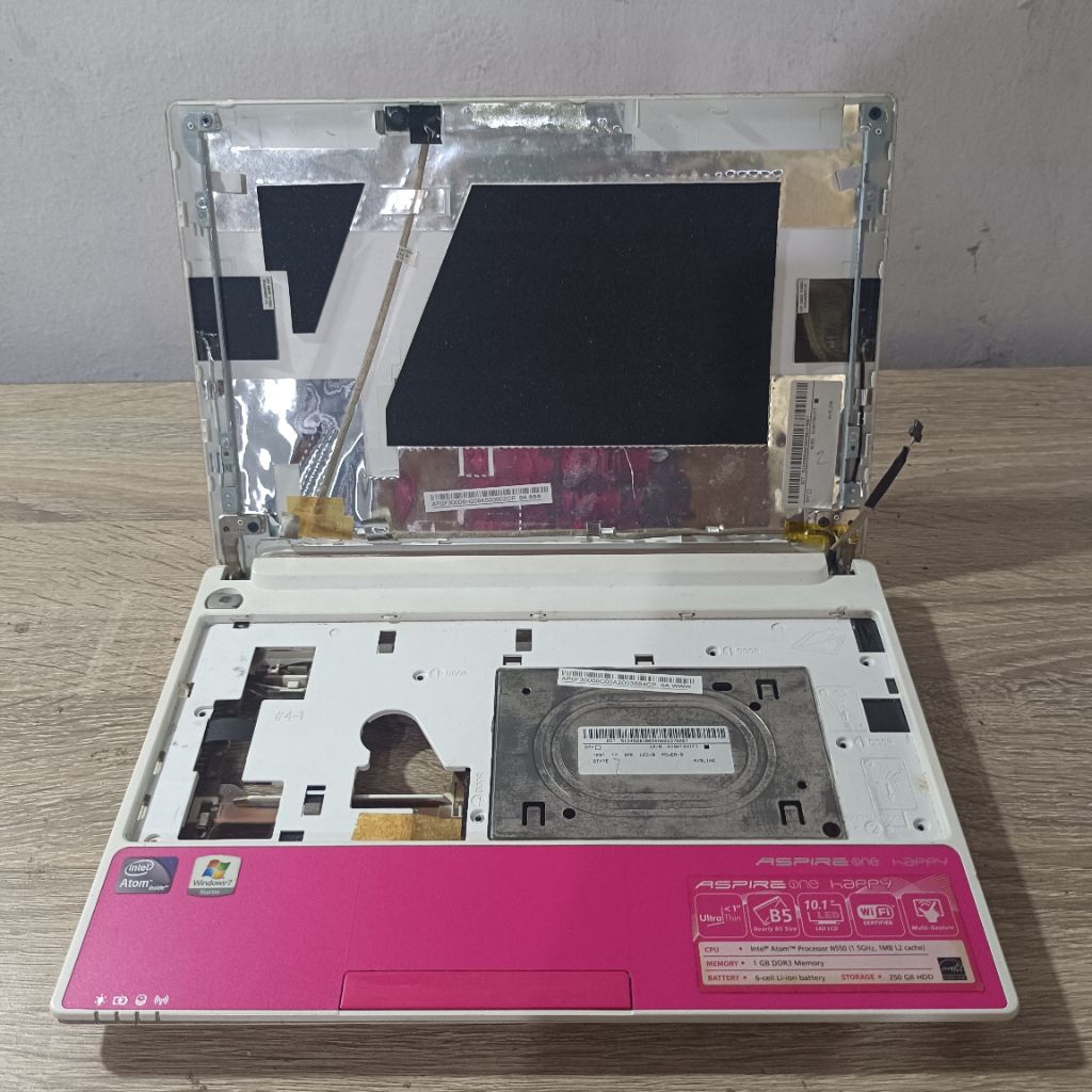 Casing Cassing Case Kesing laptop acer aspire one happy