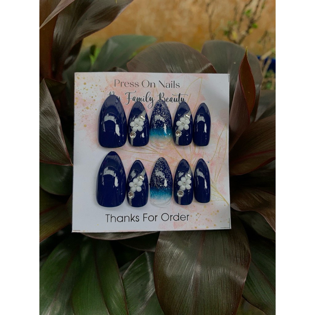 Kuku Palsu Navy Motif // Kuku Palsu Wedding Nailfake