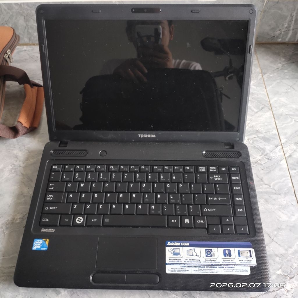 [BEKAS] Laptop Toshiba Satellite C600 (2010) - kondisi mati total (baca deskripsi)