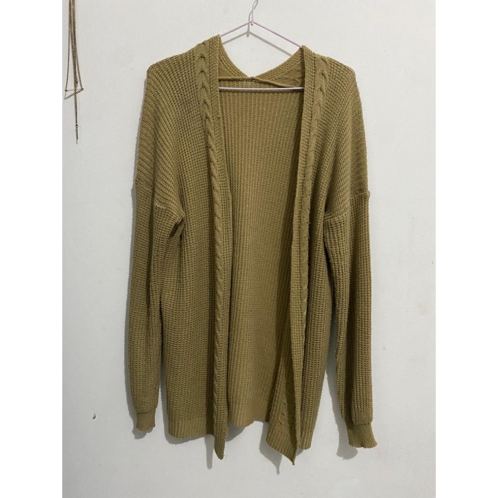 [PRELOVED] Cardigan rajut tebal khaki tanpa kancing