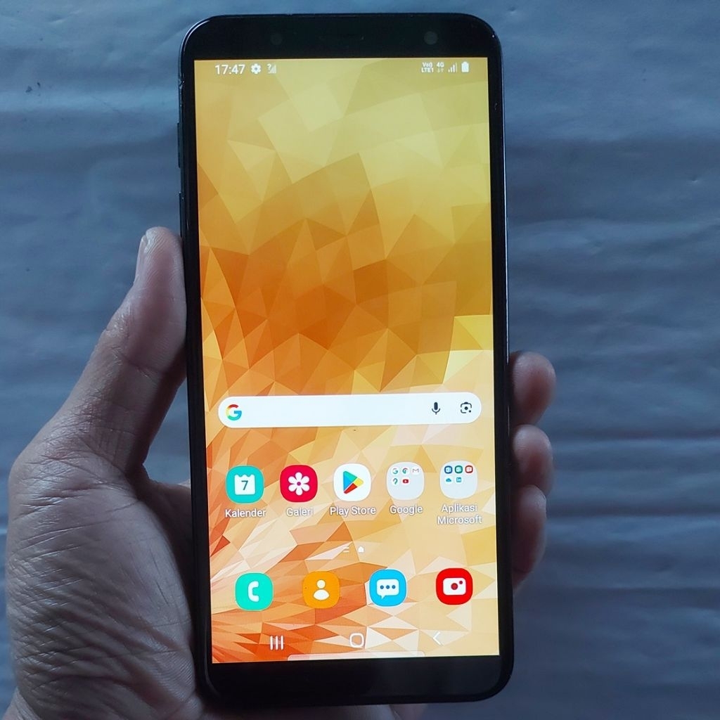 Handphone Samsung Galaxy J6 3/32 Second Eks Resmi Sein Original