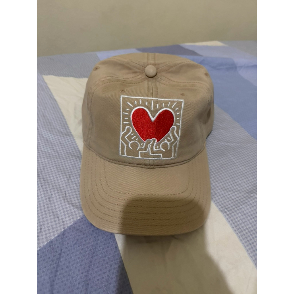 topi Keith Haring original
