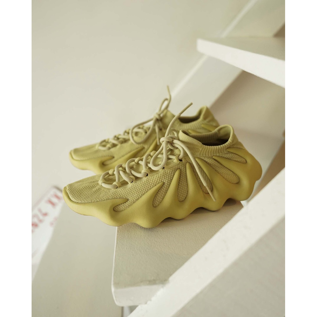 Adidas Yeezy 450 “Sulfur” US 11.5