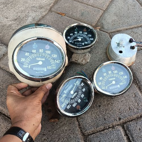 Batok lampu YL 1 YAMAHA YASI VIBER SET SPEEDOMETER/BATOK YL SATU YAZI