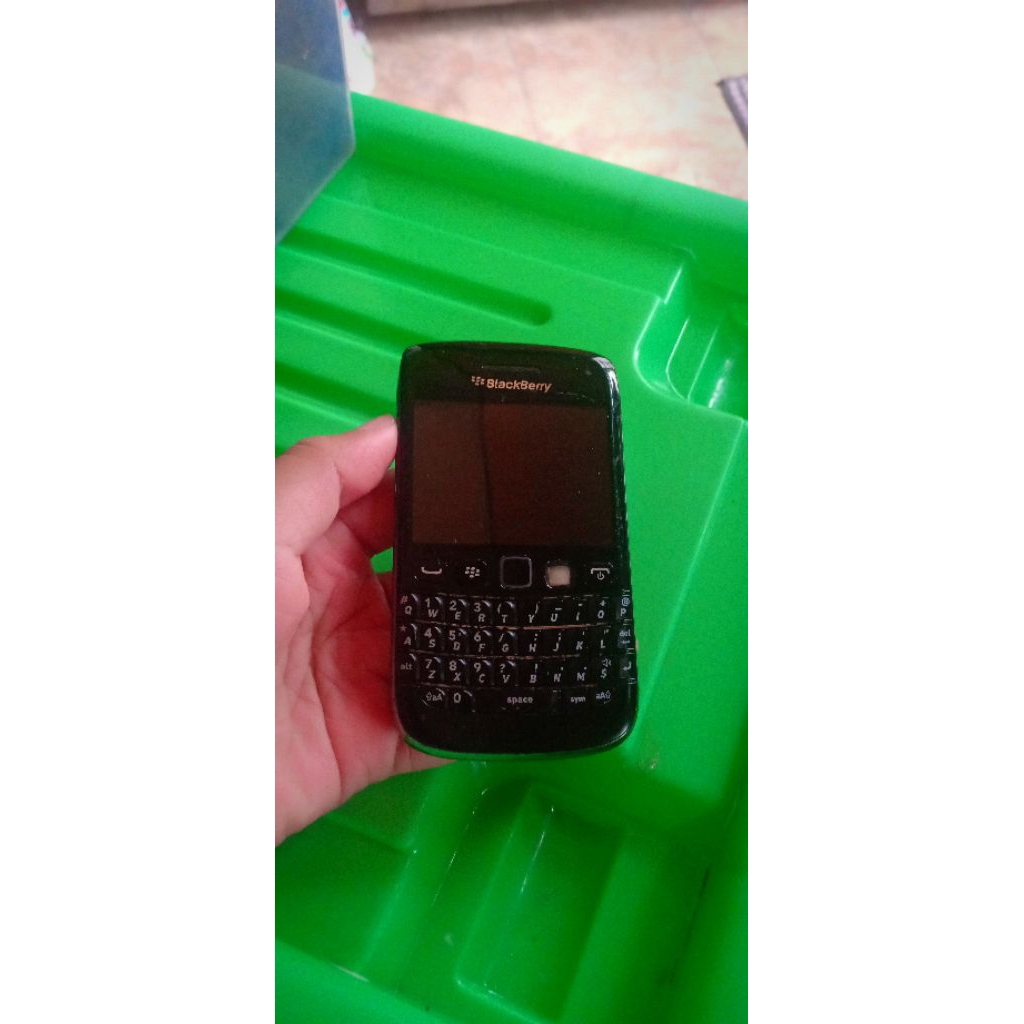 hp blackberry bold 9790 normal untuk semua jenis kartu