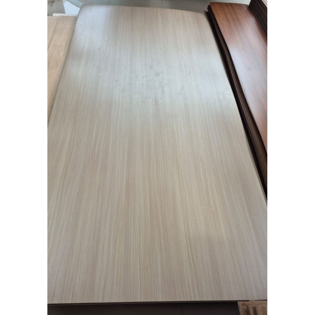 Hpl Taco Serat Kayu ukuran 122x244