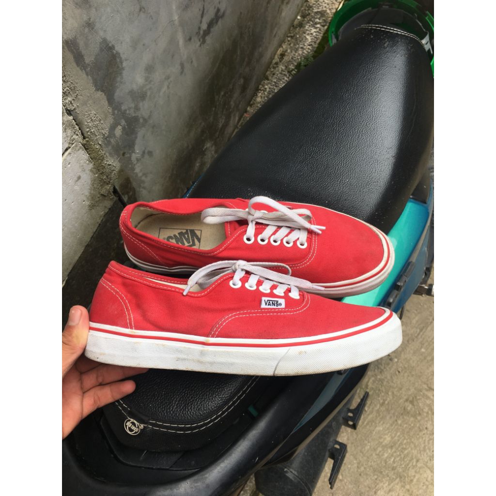 vans authentic