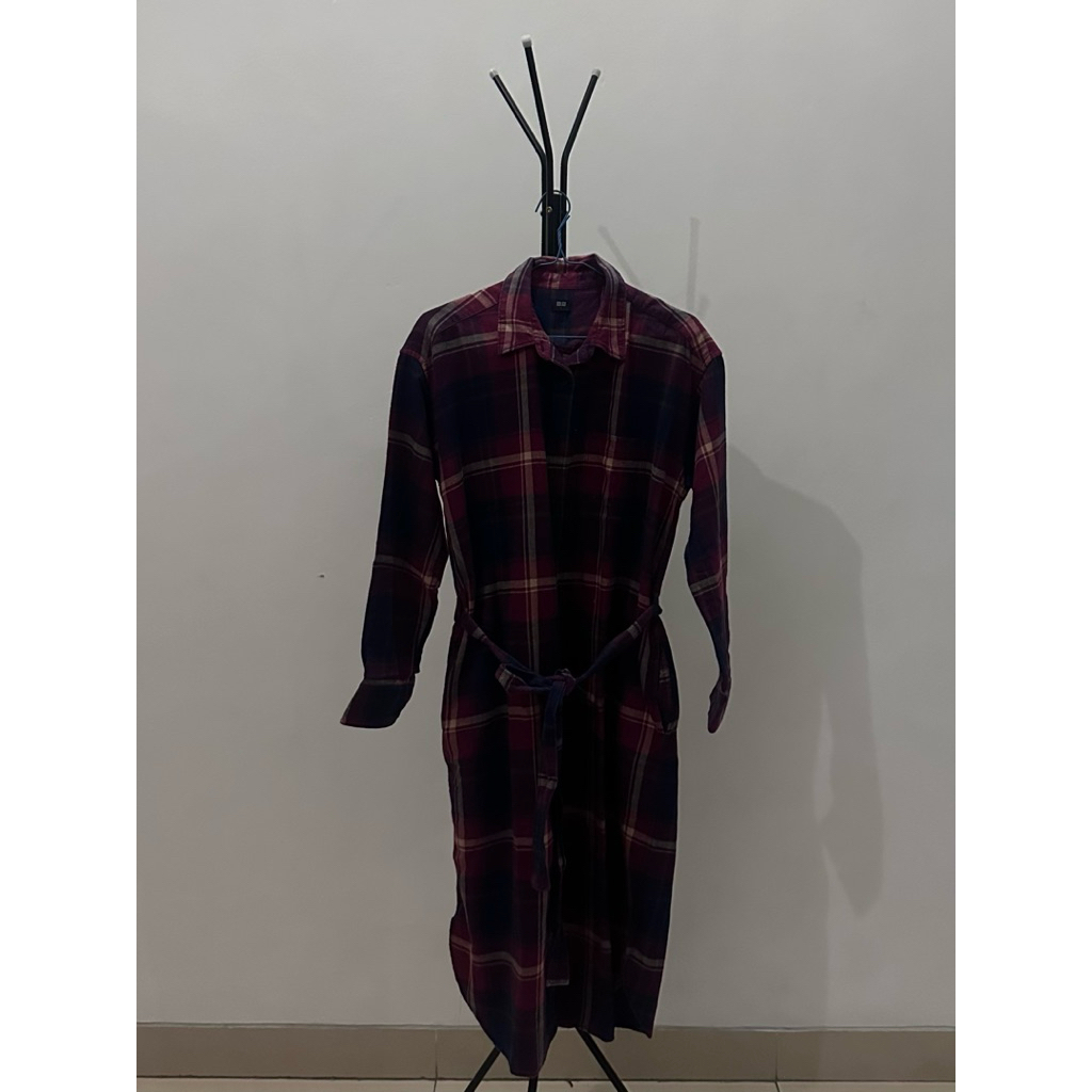 Dress Kemeja Flannel Kotak Kotak Kantor Kuliah Shirt Top Uniqlo Big Size Oversize