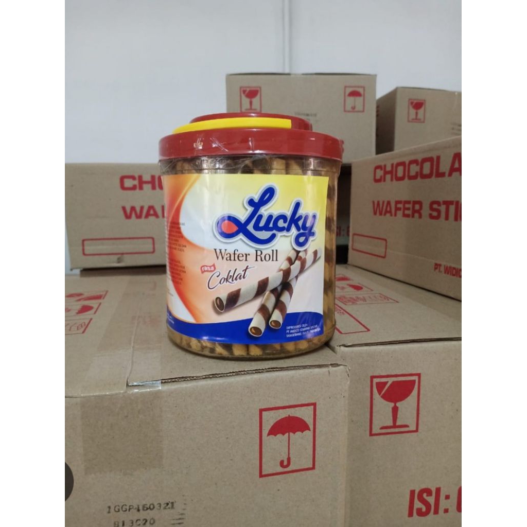 Astor Cokelat toples 800 gr - Astor Coklat Lucky waferstick toples