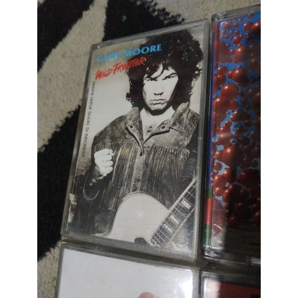 kaset pita gary moore _ don grusin _ dave grusin _ rooster _ kid rock _ brian may _ kitaro _ eddie m