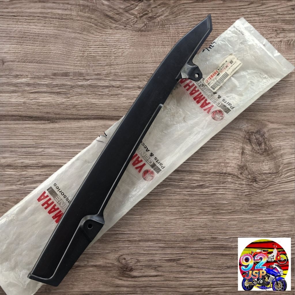 TUTUP RANTAI STENGKAS RX KING MASTER, RXS, RXZ, YT115 ASLI ORI ORIGINAL YAMAHA 3KA-F2311-10