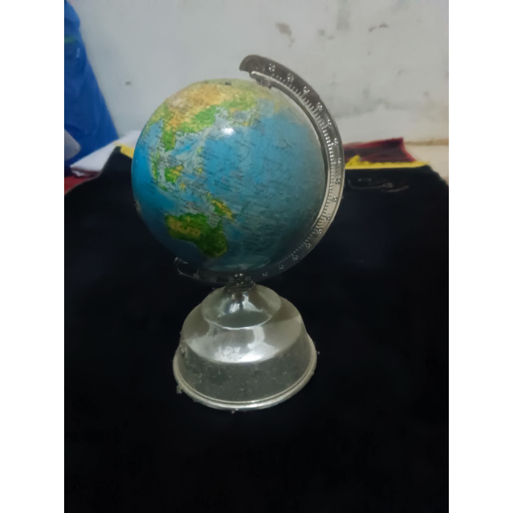 Globe Bola Dunia