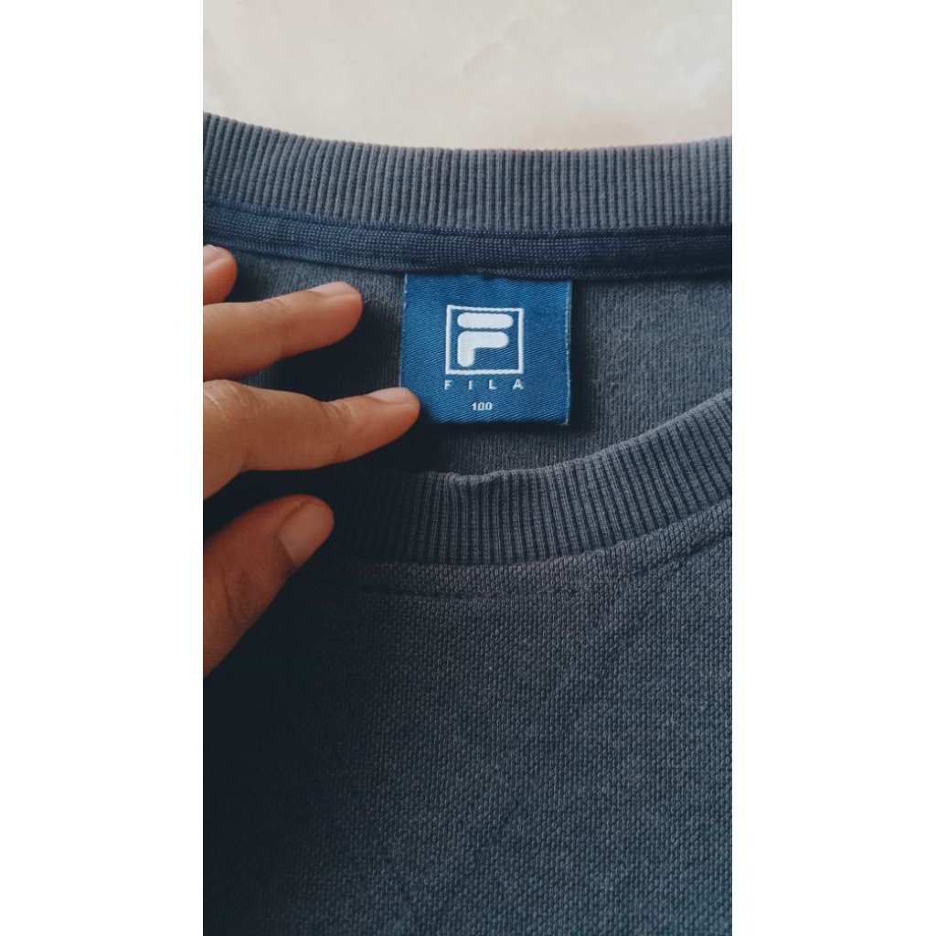 PRELOVED crewneck filla