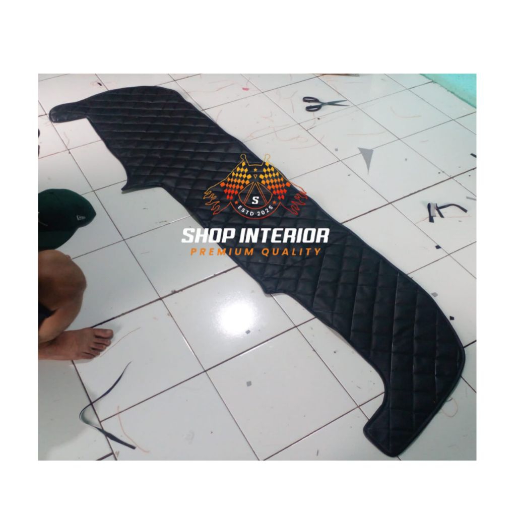 Cover Alas Dashboard Hino 500 Lohan Ranger Pelindung Dasbor Mobil Kulit Variasi Aksesoris Interior