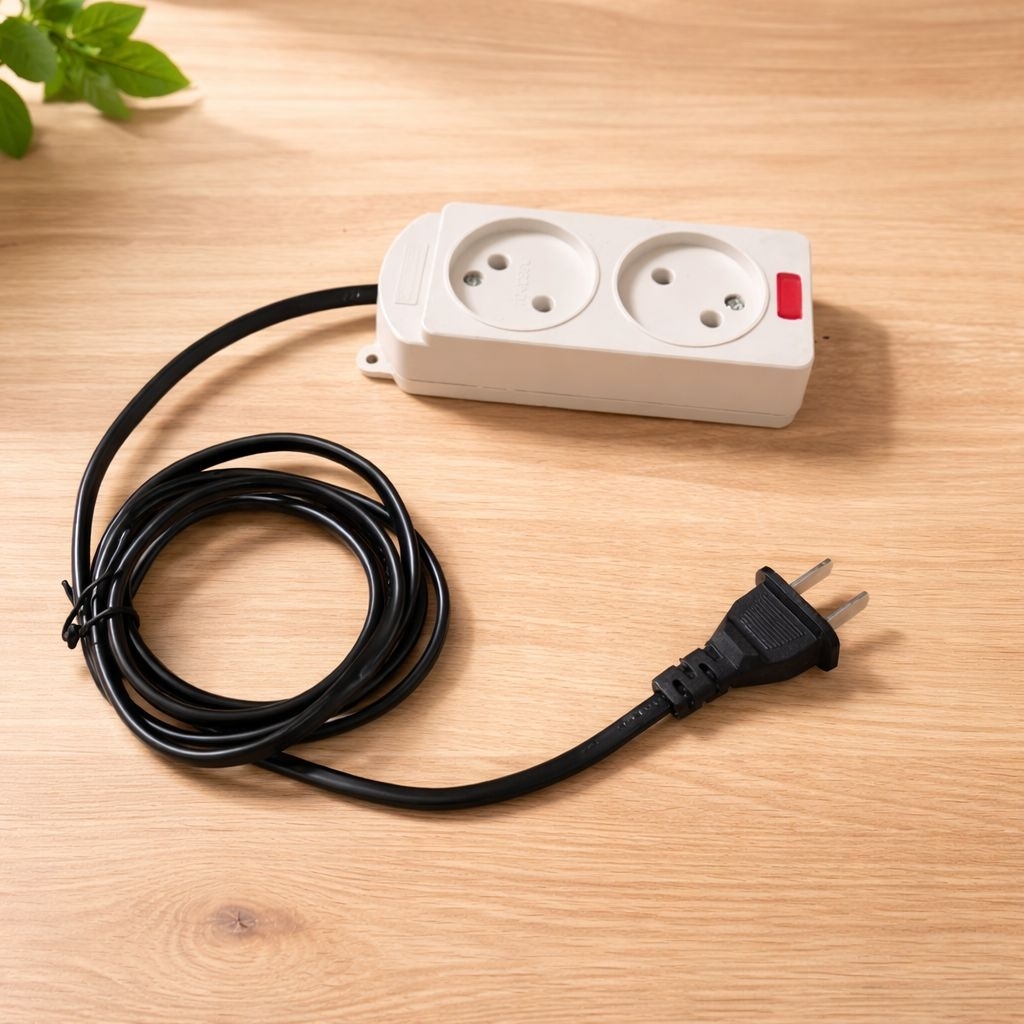 Colokan Listrik 2 Kaki 2 Travel Adaptor Colokan over steker JEPANG, TAIWAN Amerika Canada dan USA Ad