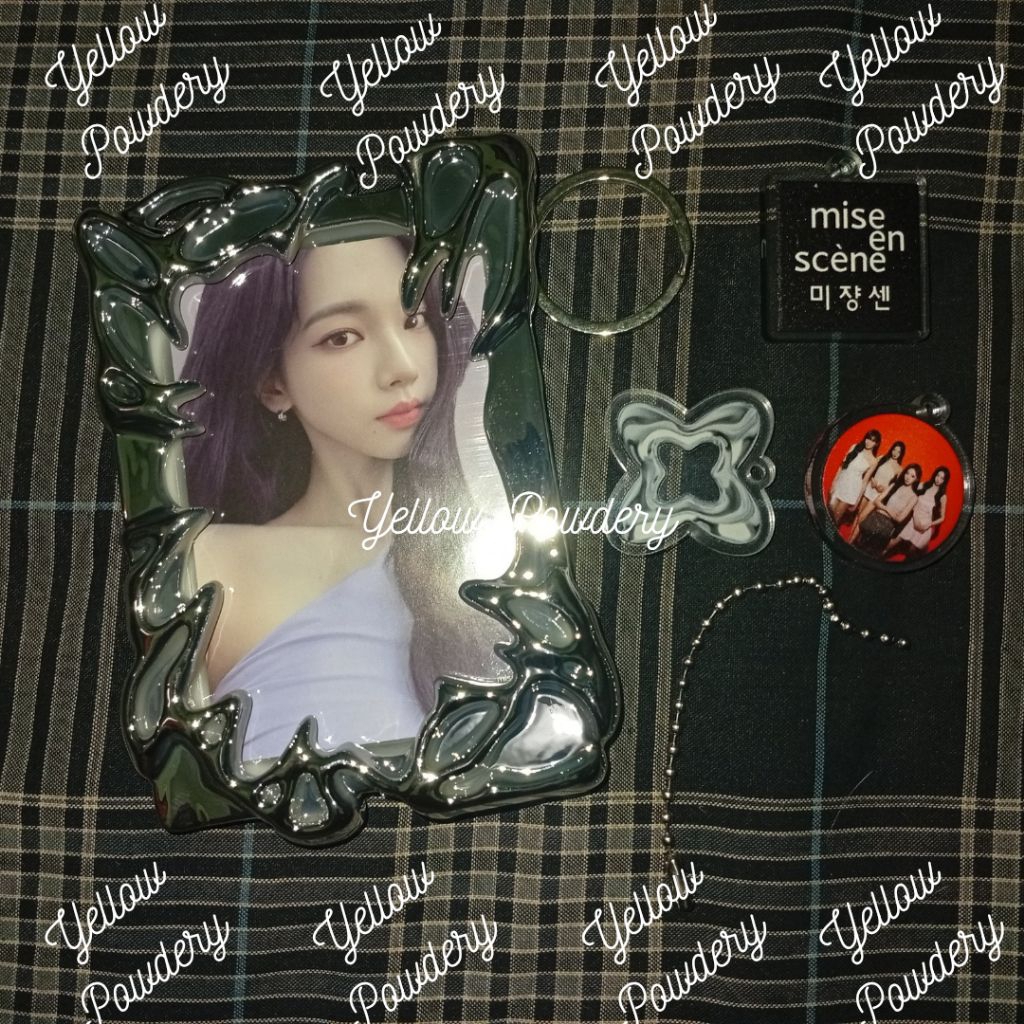 SALE AESPA MISE EN SCENE PHOTOCARD HOLDER MERCHANDISE OFFICIAL NEW TAG KARINA LIMITED MERCH ORI KORE