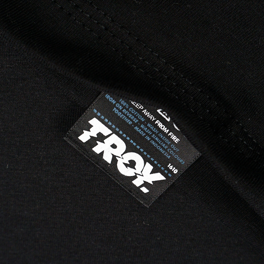 Troy Company Baju Koko Pria Hitam Lengan Pendek Kerah Shanghai Arrow KKD 2462
