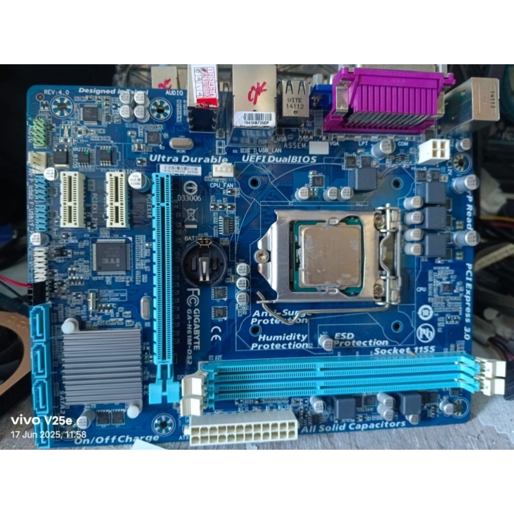 matherboard gigabyte prosesor core i3 gen3