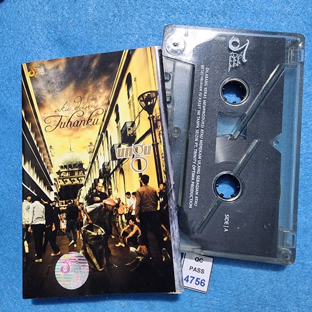 Kaset Pita Ungu / Religi Aku Dan Tuhanku