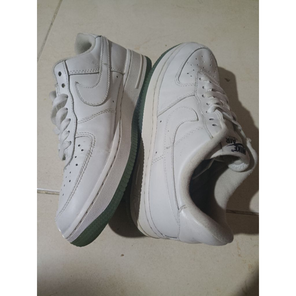 sepatu second casual NIKE AF1 white 37 23.5