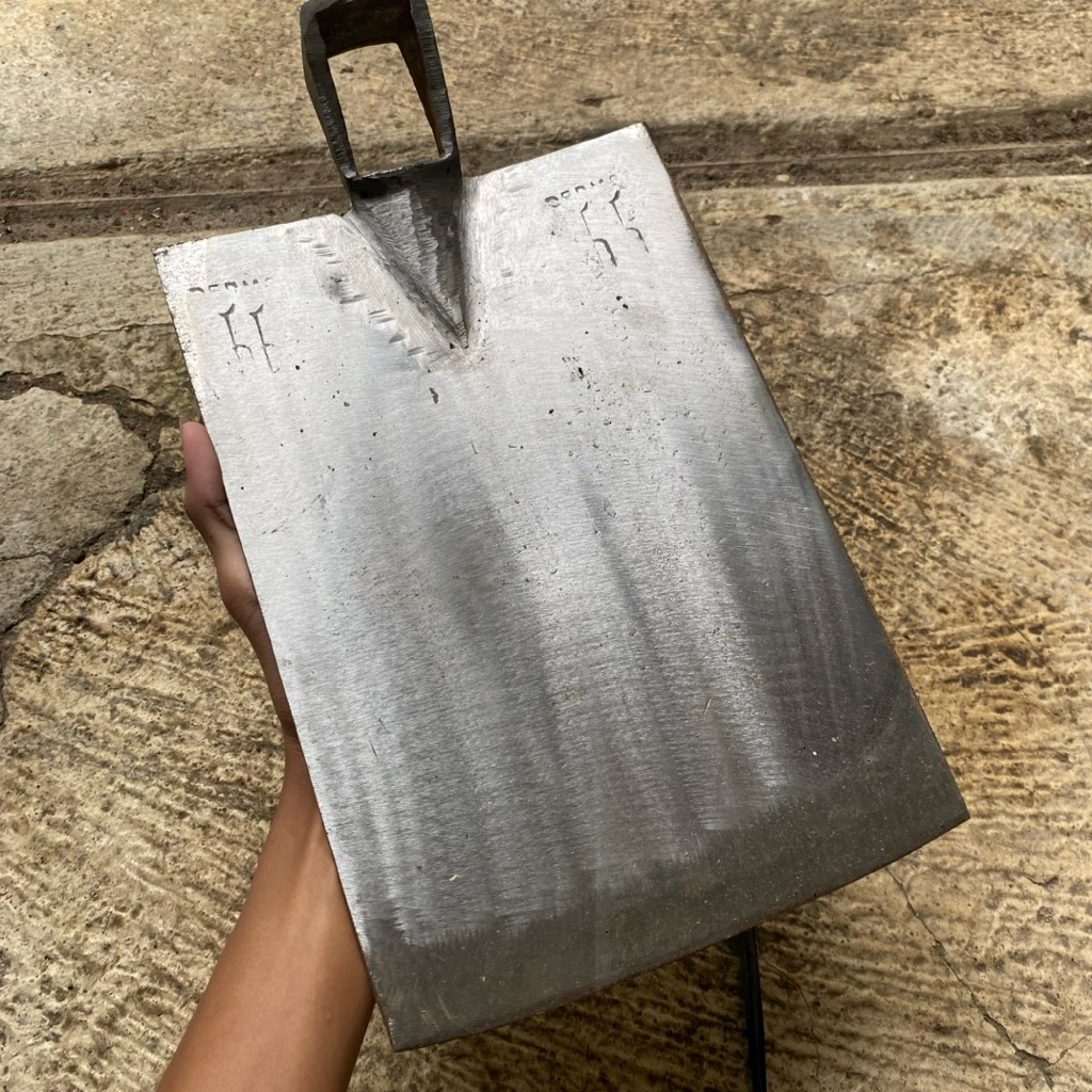 Cangkul Blitar Asli Baja putih Cangkul Blitar bahan baja putih sepuha anti gompal anti lengket kolon