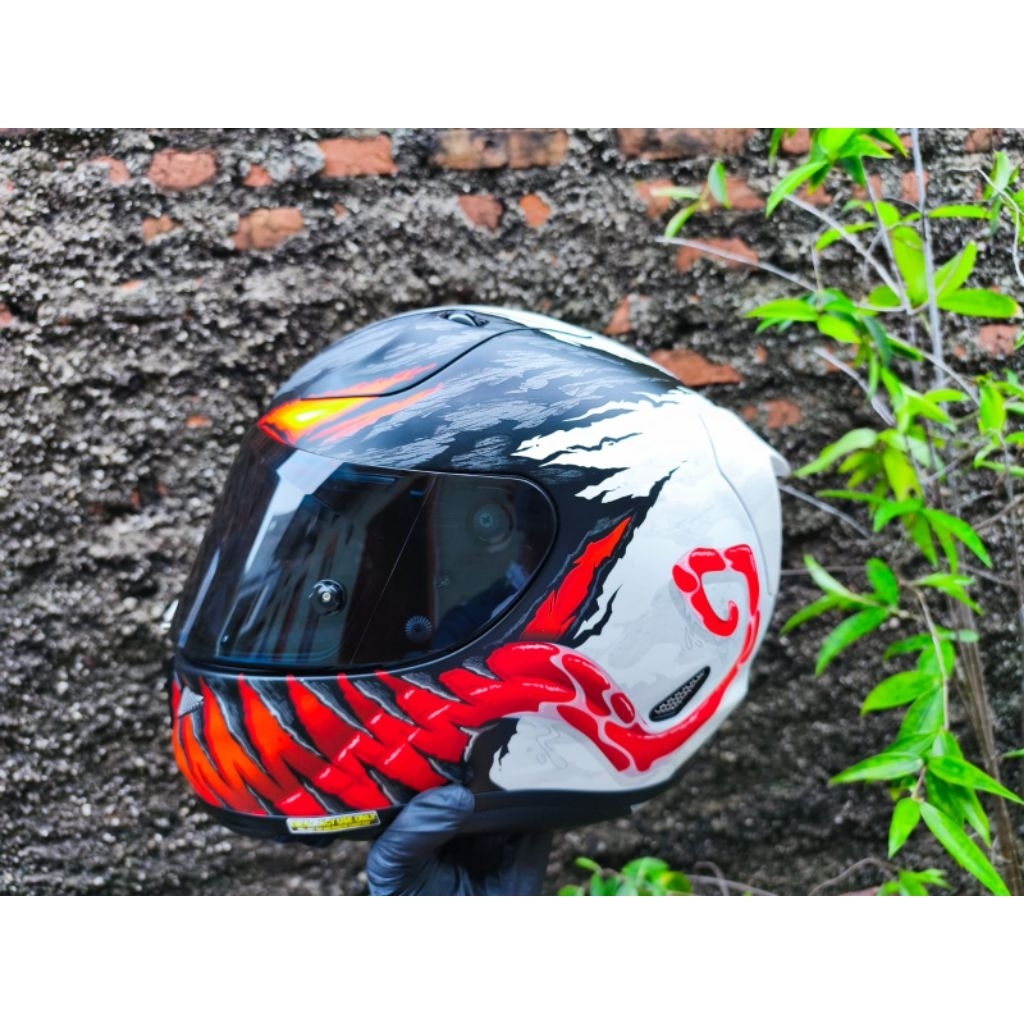 hjc rpha 11 special edition anti venom