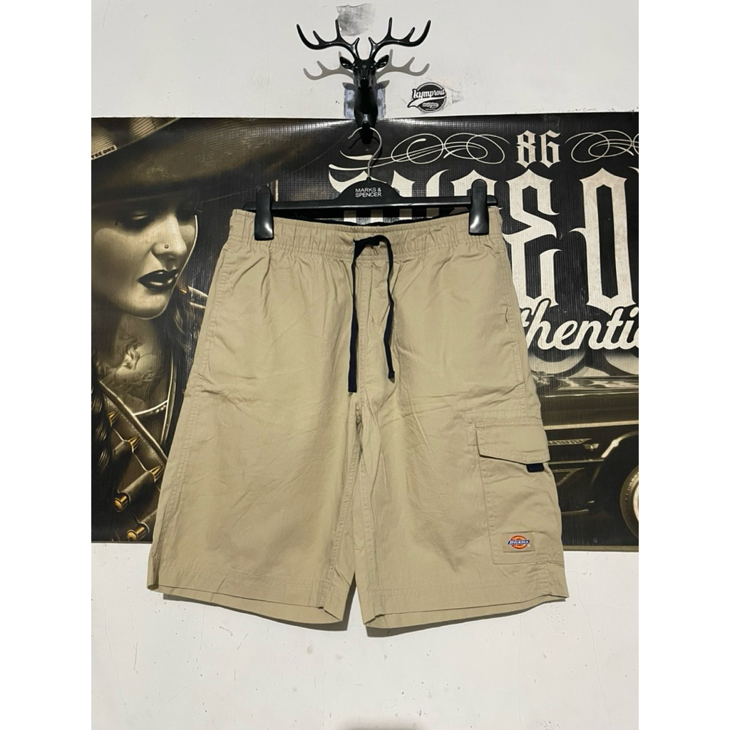 celana pendek cargo dickies second