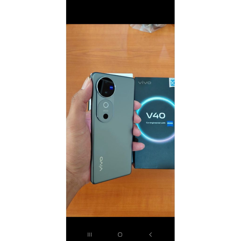 VIVO V40 5G RAM 12/256 Like New