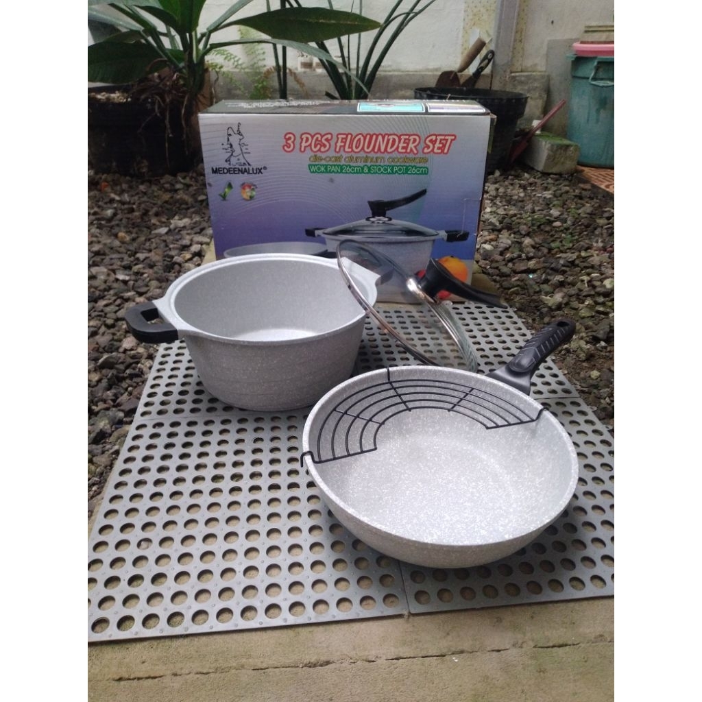MEDEENALUX Panci dan Wajan anti lengket